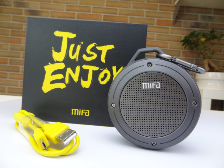 MIFA F10 Outdoor Bluetooth Speaker Box